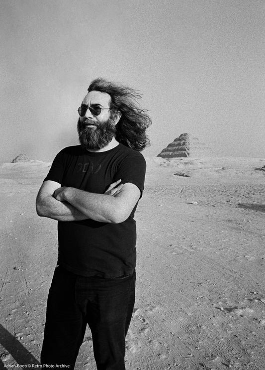 Adrian Boot: Jerry Garcia, Pyramids, Egypt, 1978