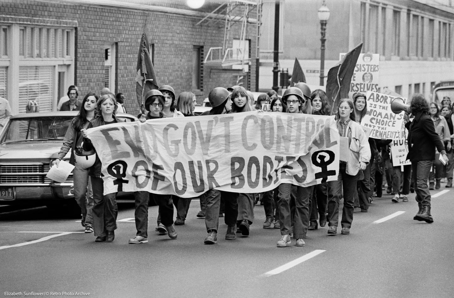 Elizabeth Sunflower: Young protesters, 1970